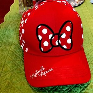 Minnie Mouse Hat New with tags